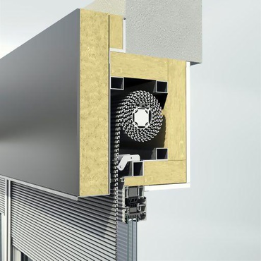 Auringonsuoja CTB Schücon AWS ikkunan päälle asennettuna